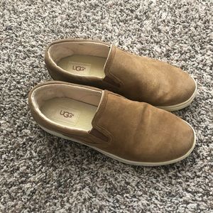 Ladies UGG Australia Fierce Slip on Flats - Size 8